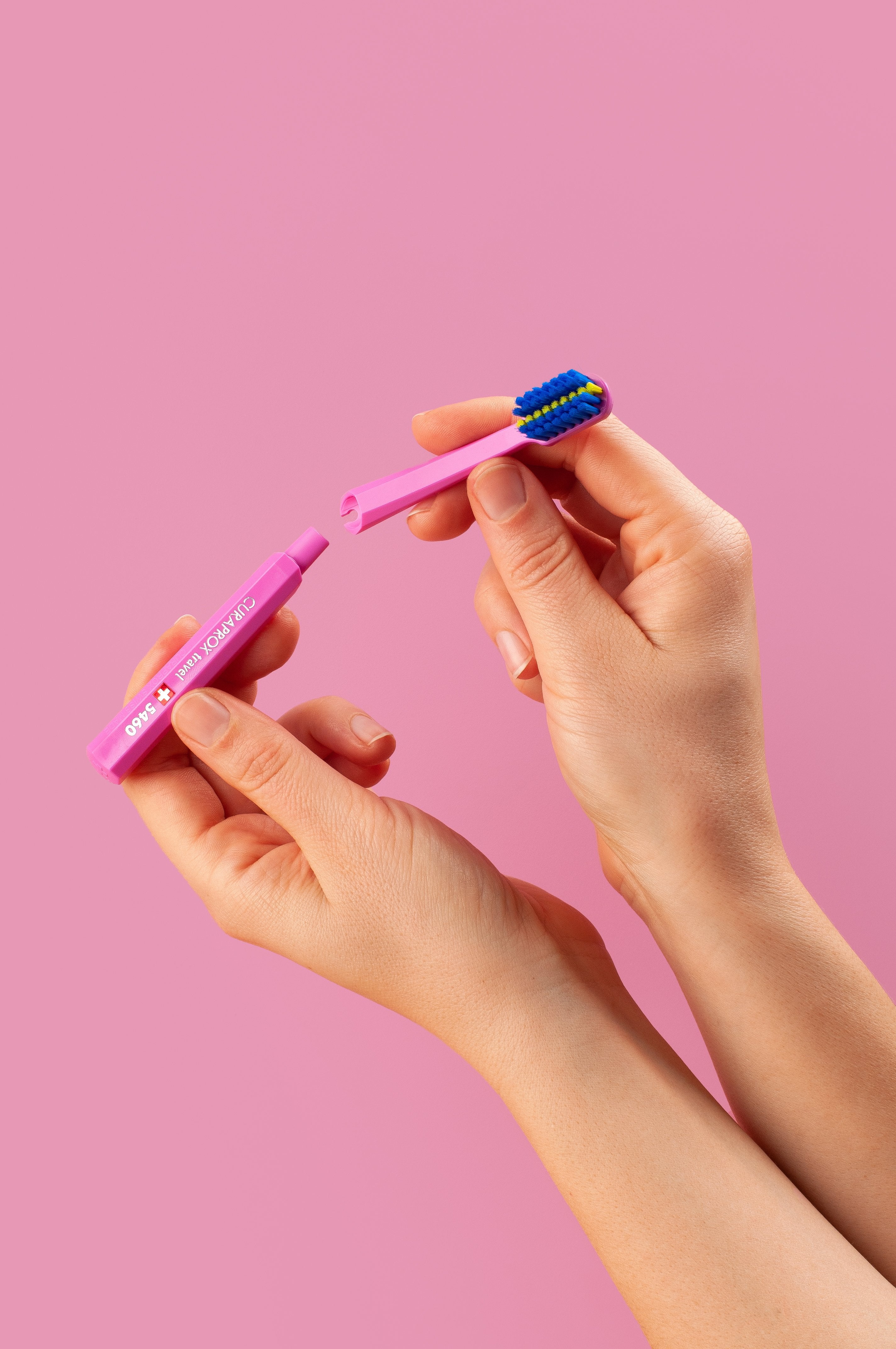 Editorial_Travel set_Ortho Toothbrush refill_pink_73360750_002