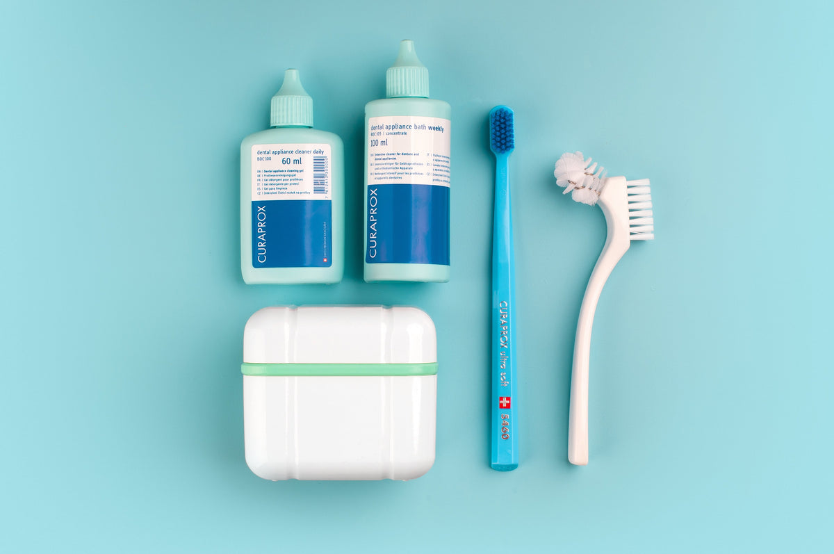 Editorial_BDC_Curaprox Denture Cleaning Set BDC_73320090_002