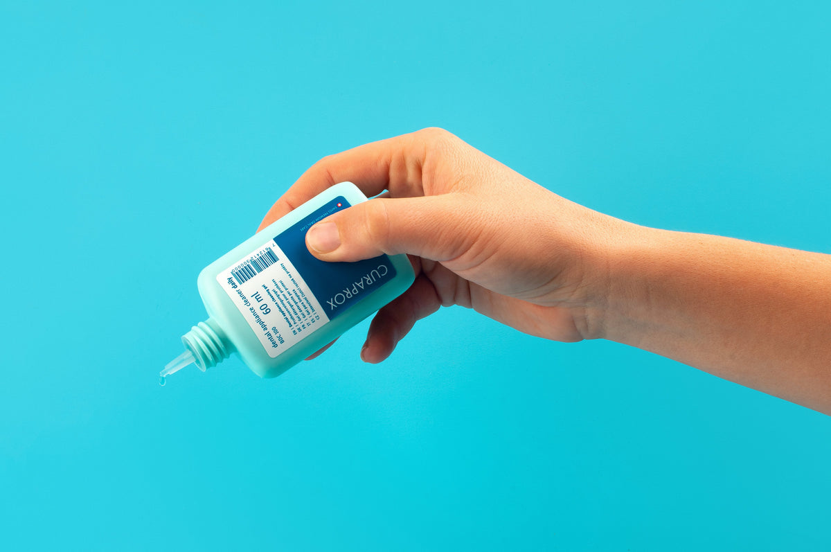 Editorial_BDC_Curaprox Denture Care-Gel BDC Daily 60 ml_73330000_001