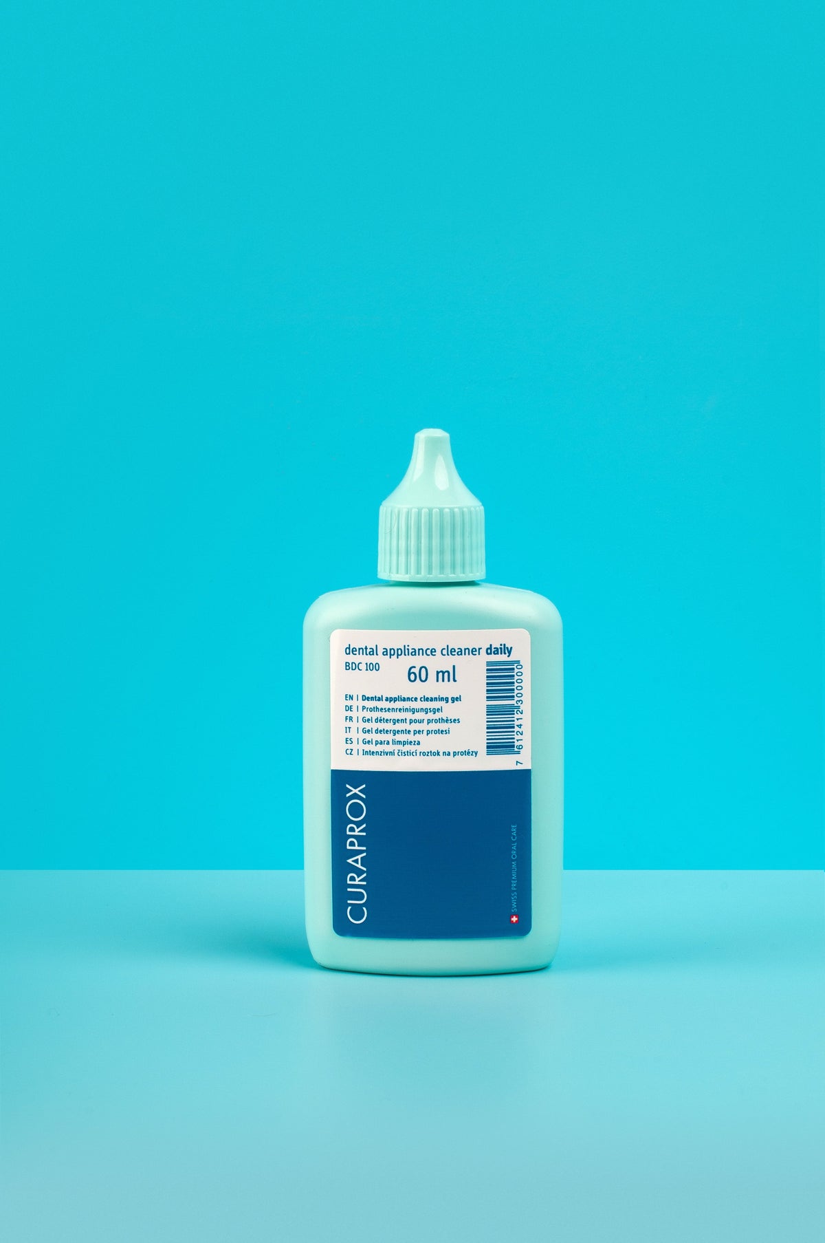 Editorial_BDC_Curaprox Denture Care-Gel BDC Daily 60 ml_73330000_002