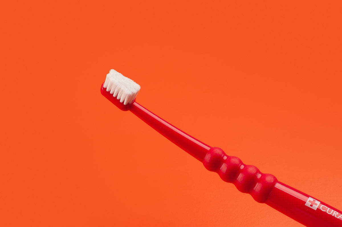 Editorial_Toothbrush_Curaprox Toothbrush CS surgical_73301897_001