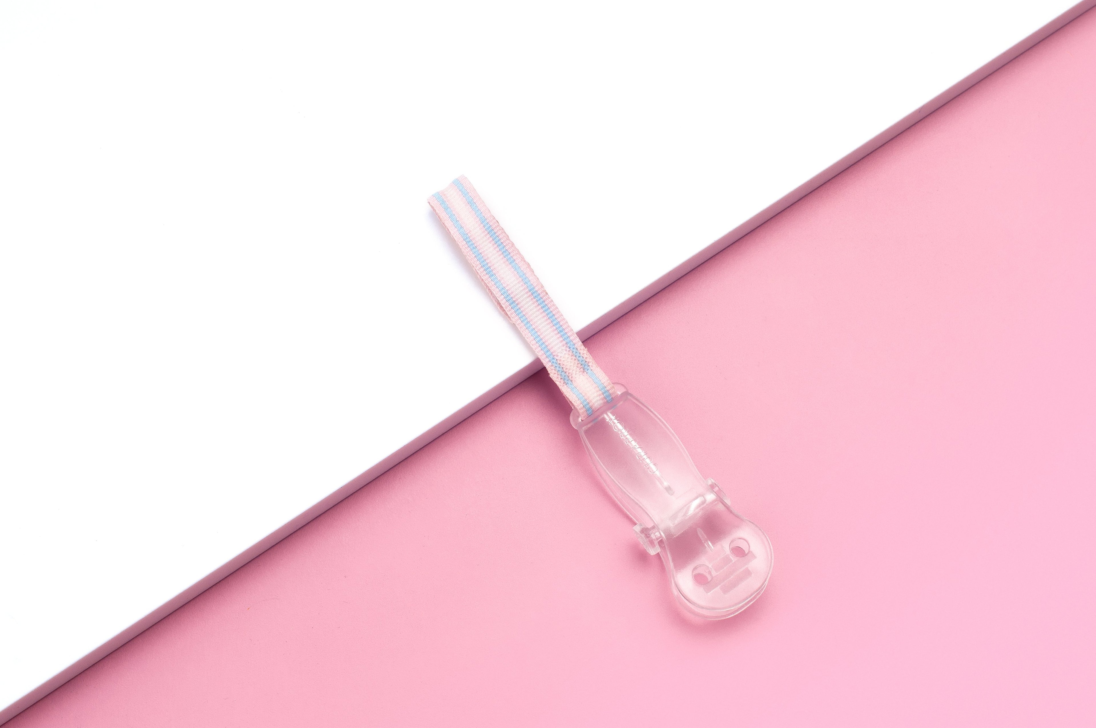 73370433_Editorial_Baby_SootherHolder_BluePink